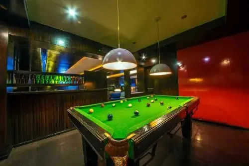 Hotel Trax International