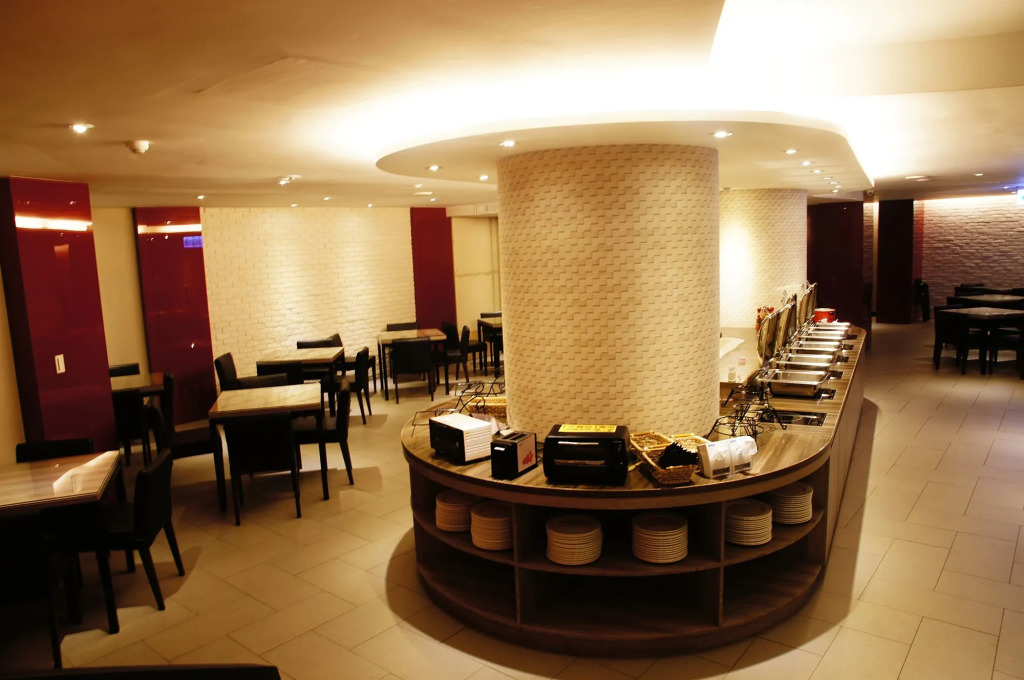 Sparrow Hotel