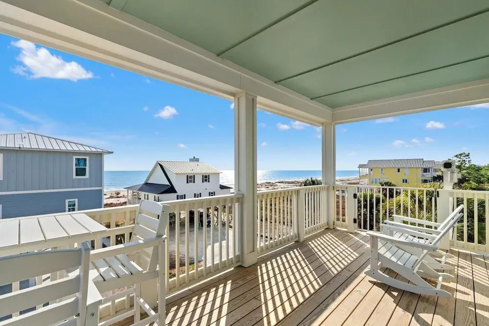 Pet Friendly Beach House - Bella View