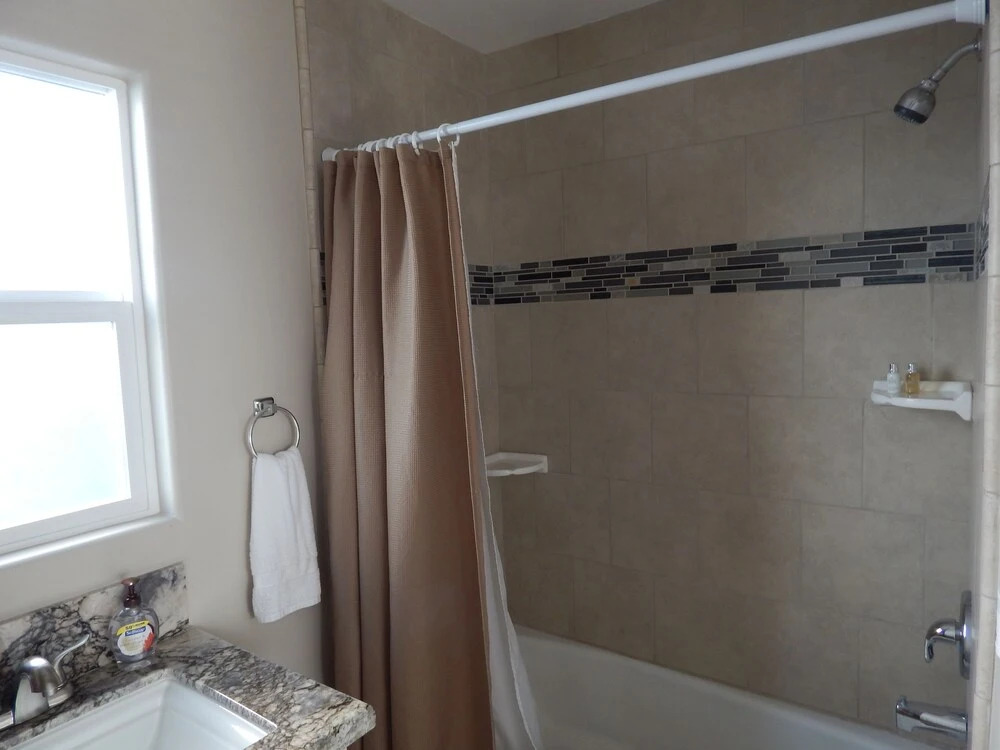 320 Main Street 2 Bedroom Home by Redawning