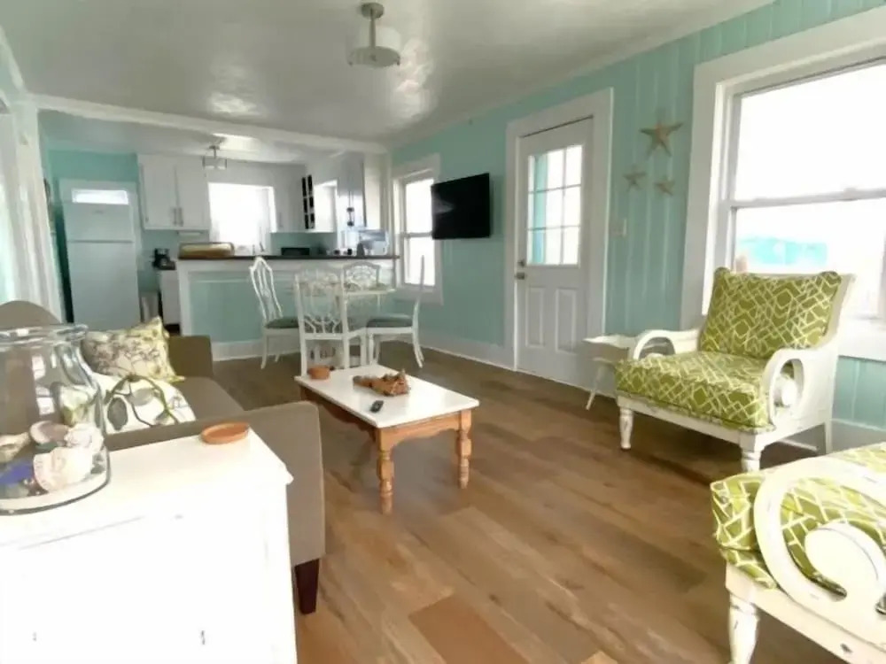 A Whelk On The Beach-upper 2 Bedroom Duplex by RedAwning