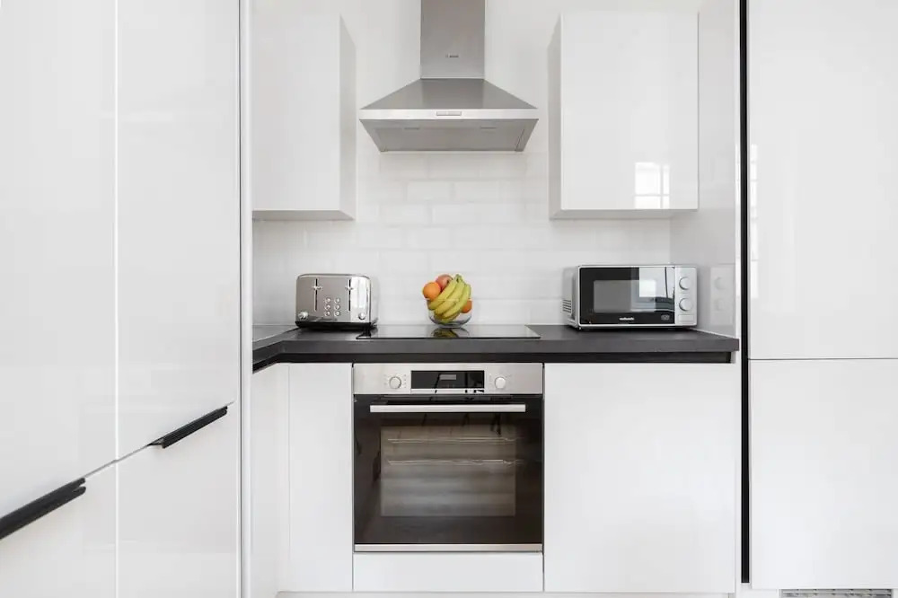 Chic 1BR by Goodge Street Station