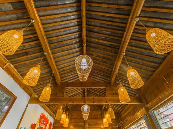 Lijiang Yi Lan Water Atrium Boutique Inn