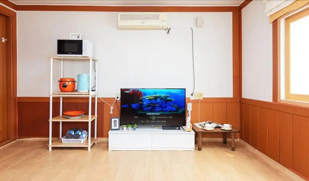 Taean Pine Scented Pension