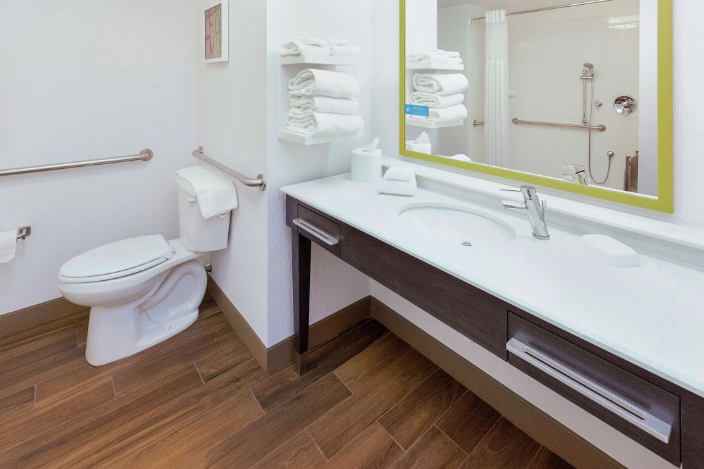 Hampton Inn & Suites Morgantown / University Town Centre