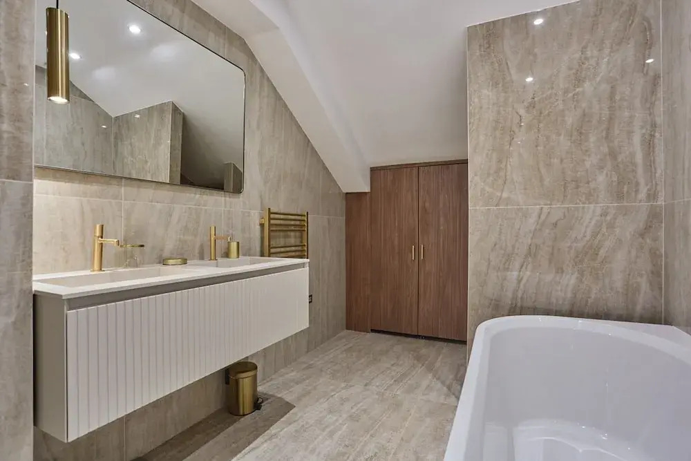 Superb AC Apartment Roosevelt Saint Honore