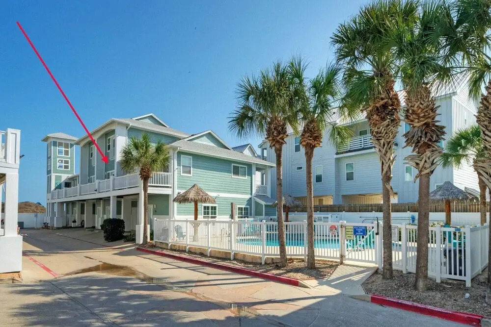 Stylish Condo w/ Pool & Spa Access, Wak to Beach Beach Breeze by Avantstay