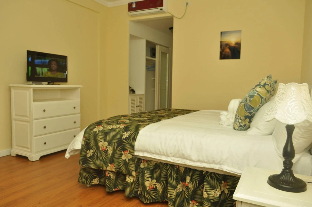 Three Finger Jack Hotel