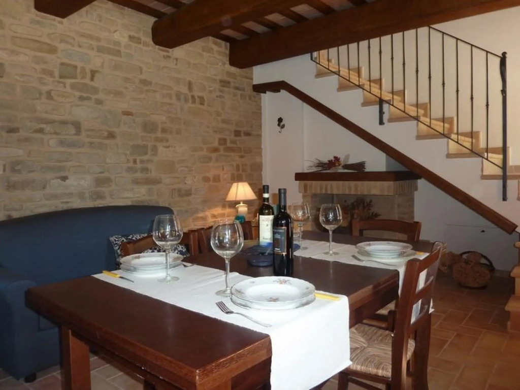 Villa in Le Marche with stunning views-Villa Monteverde
