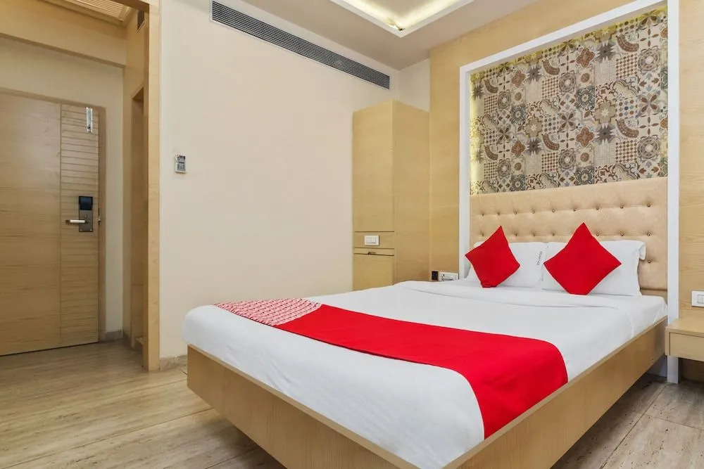 FabHotel Neelkamal - Chembur