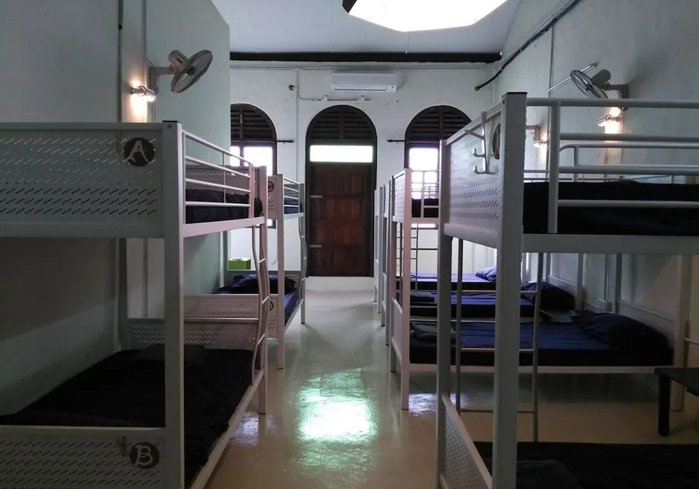 Vloft Backpackers Hostel