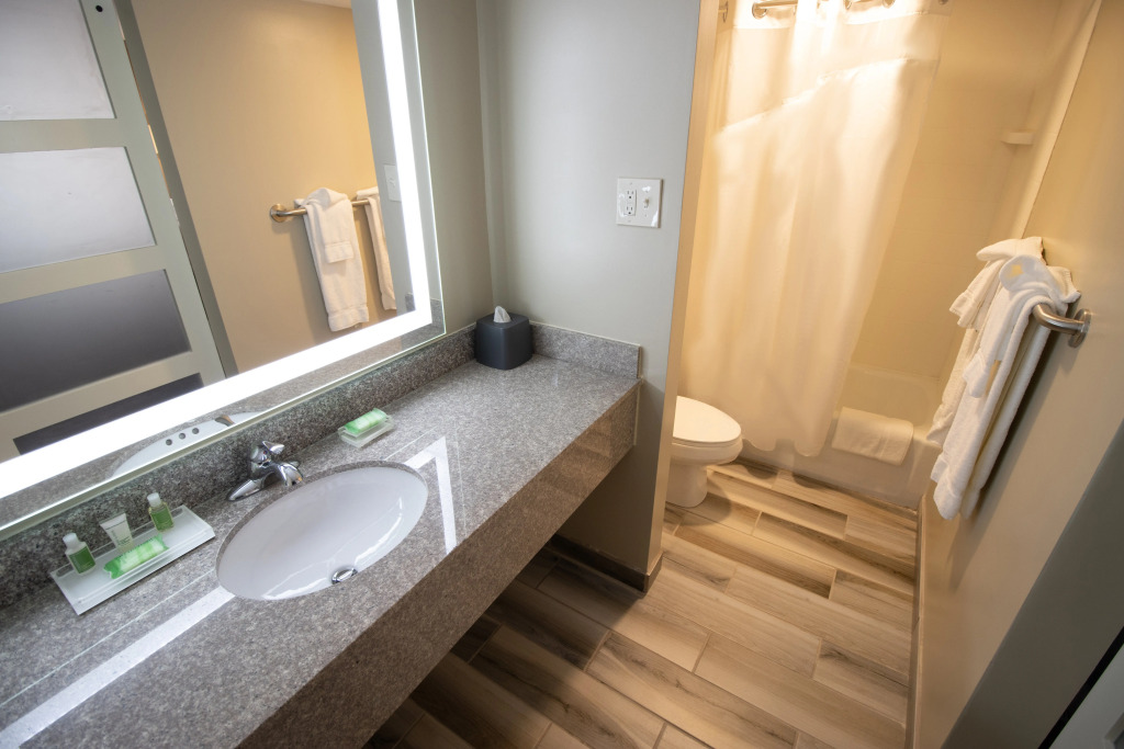 Holiday Inn Scranton East - Dunmore by IHG