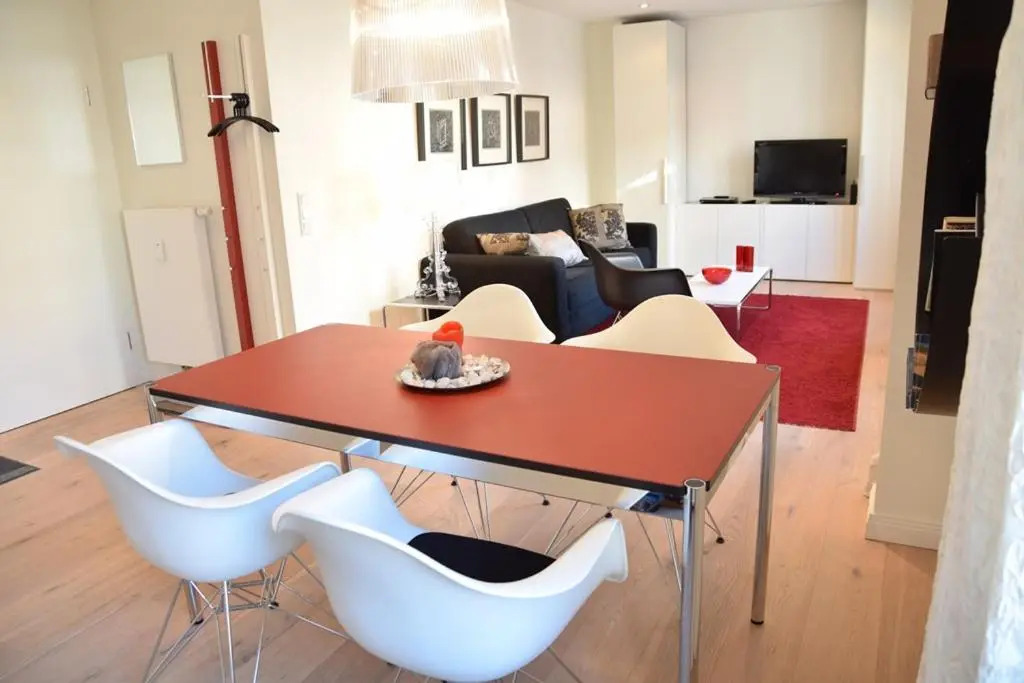 Bomhoffstr. 22a, W4, Blue Water