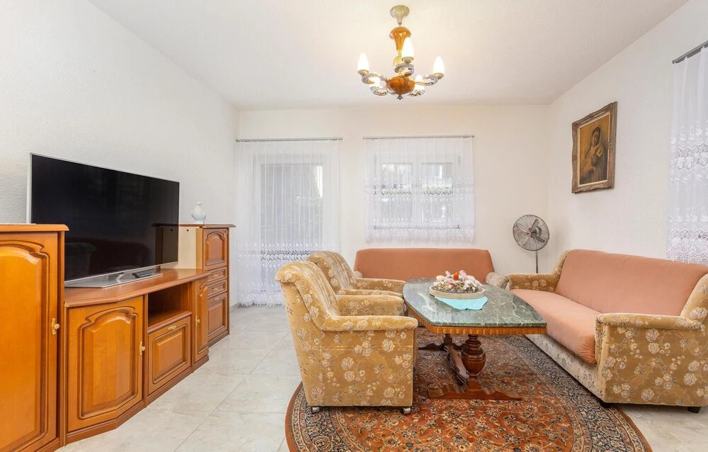 Nice Apartment in Rijeka With Wifi and 2 Bedrooms
