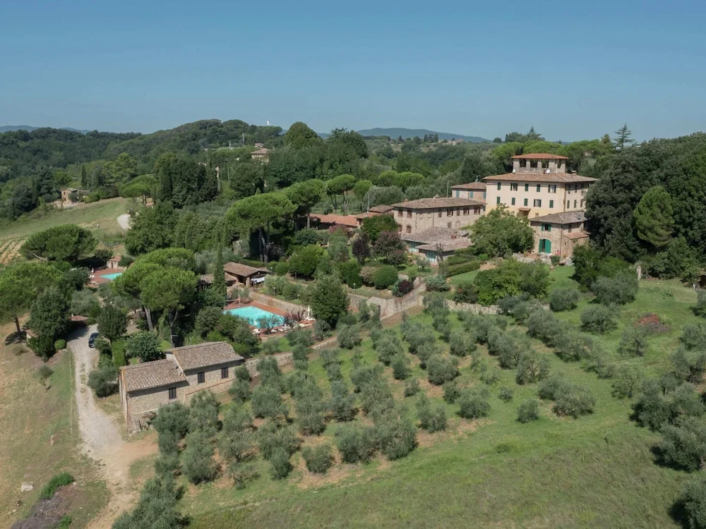 Holiday Home for 8 Guests