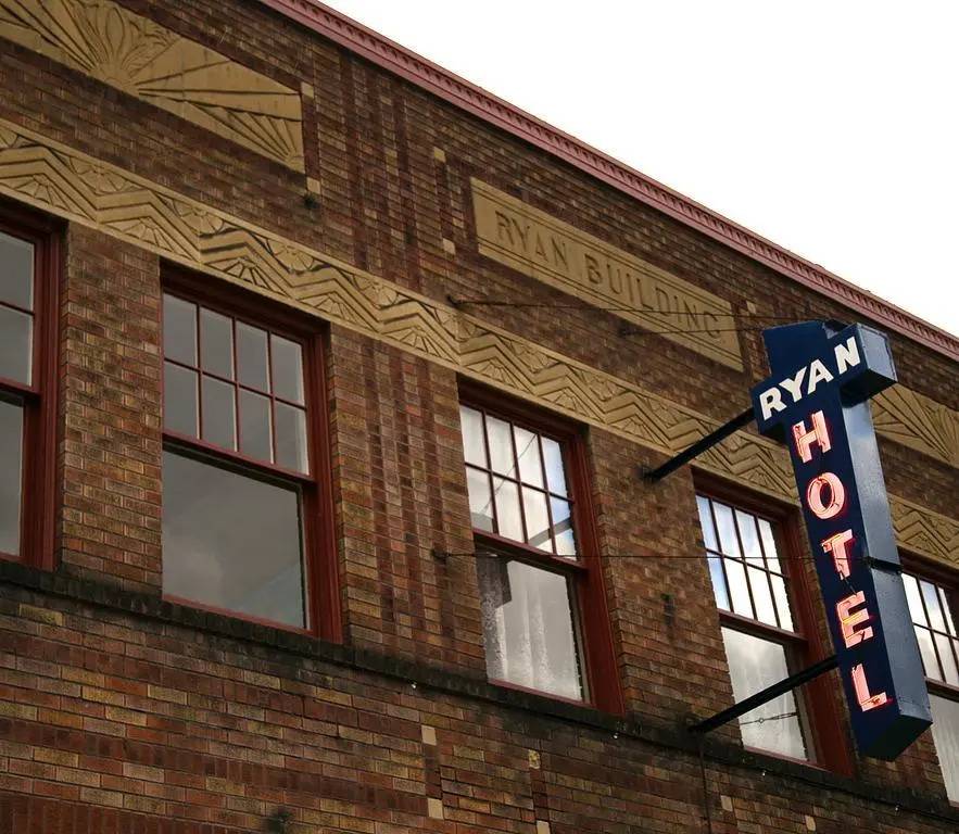 Ryan Hotel