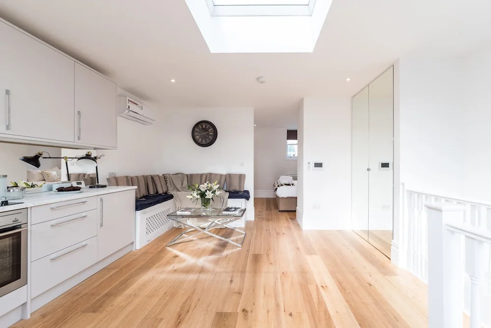 Pet-friendly Fulham Broadway Penthouse, Sw Balcony