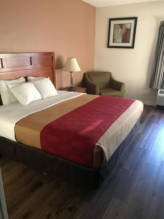 The Best Inn & Suites