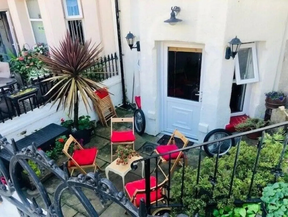 Walkden House