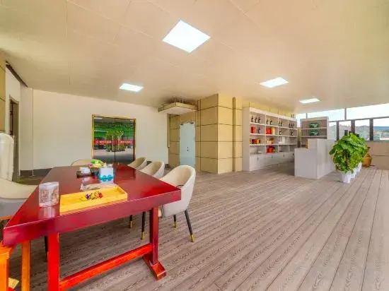 Urban Garden Hotel (Shaoguan Qujiang Nanhua Temple Branch)