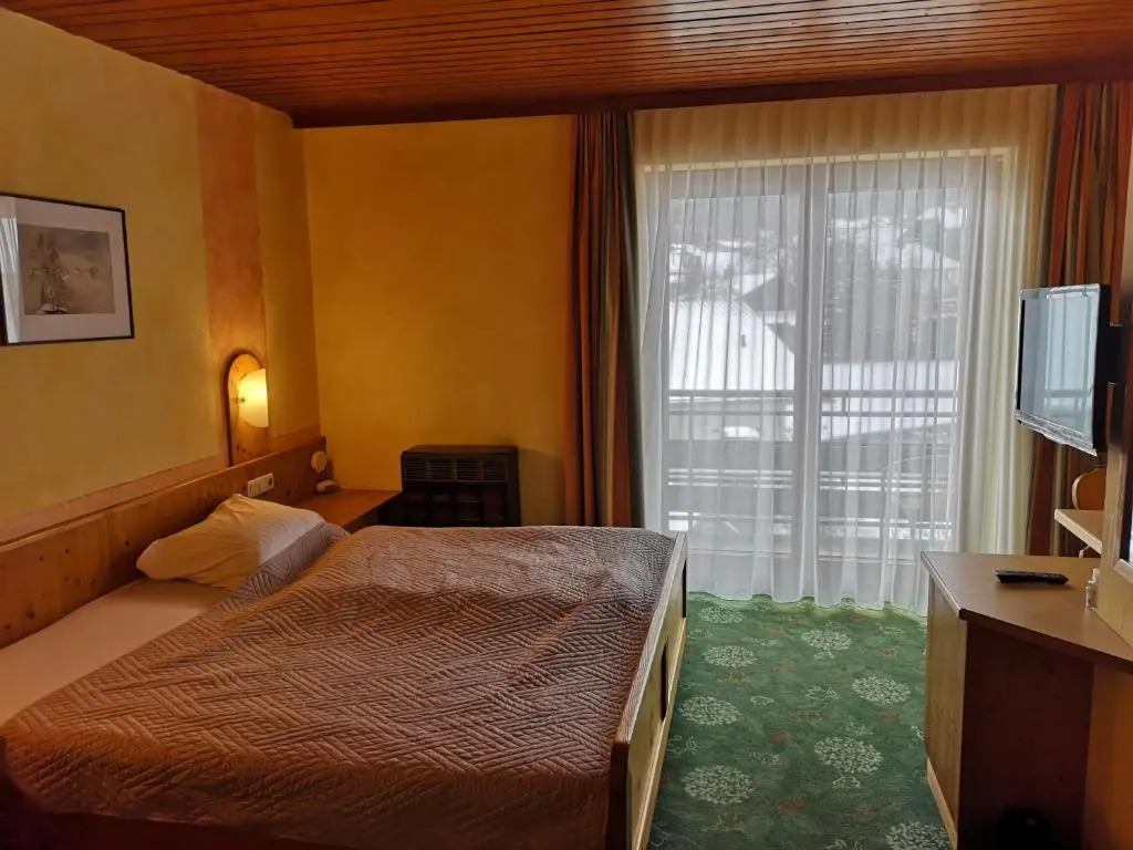 Hotel Wirt ZMinsta