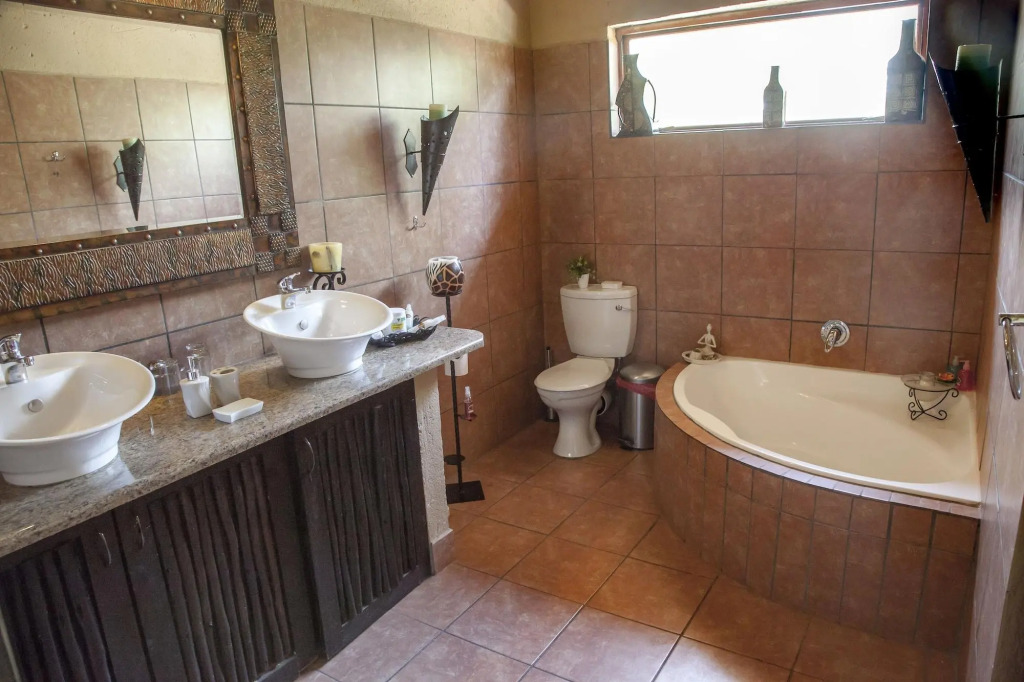 B&B African Rock Lodge