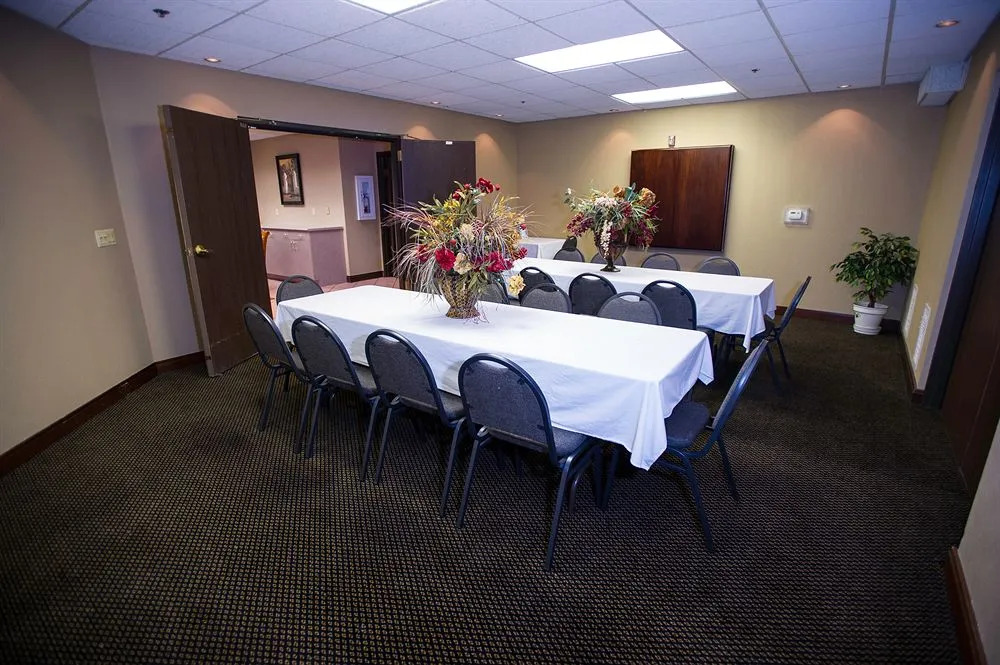 Northrock Suites