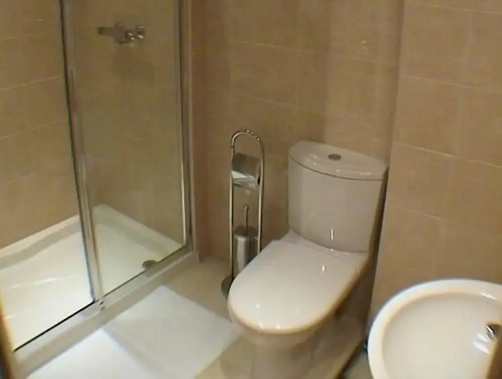 Earle House Serviced Apartments