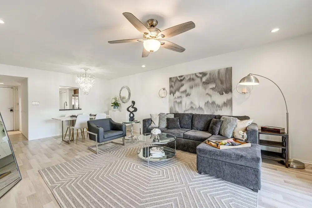 Furnished Patio, Pool Access! Scottsdale Retreat