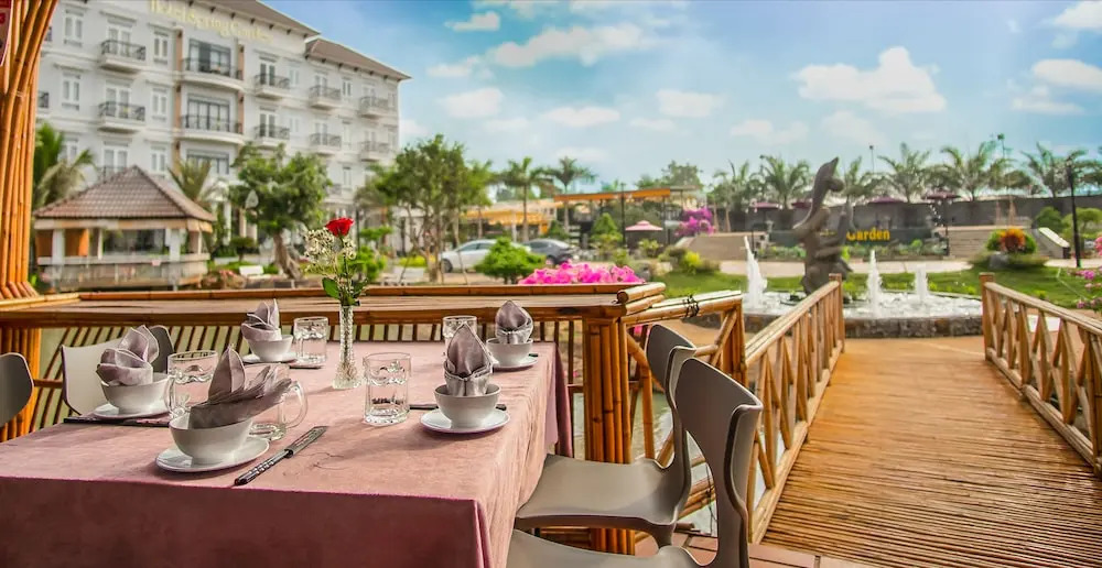 Spring Garden Hotel