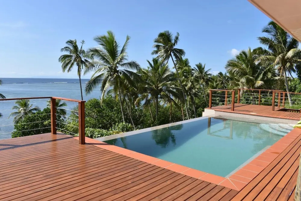 Island Breeze Fiji