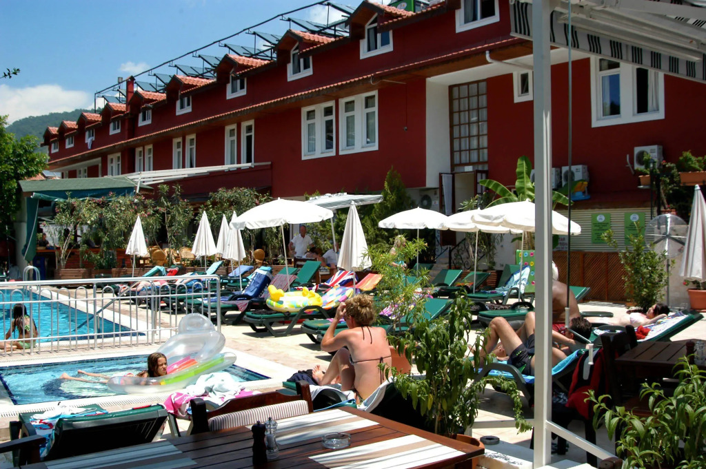 Отель Tonoz Beach