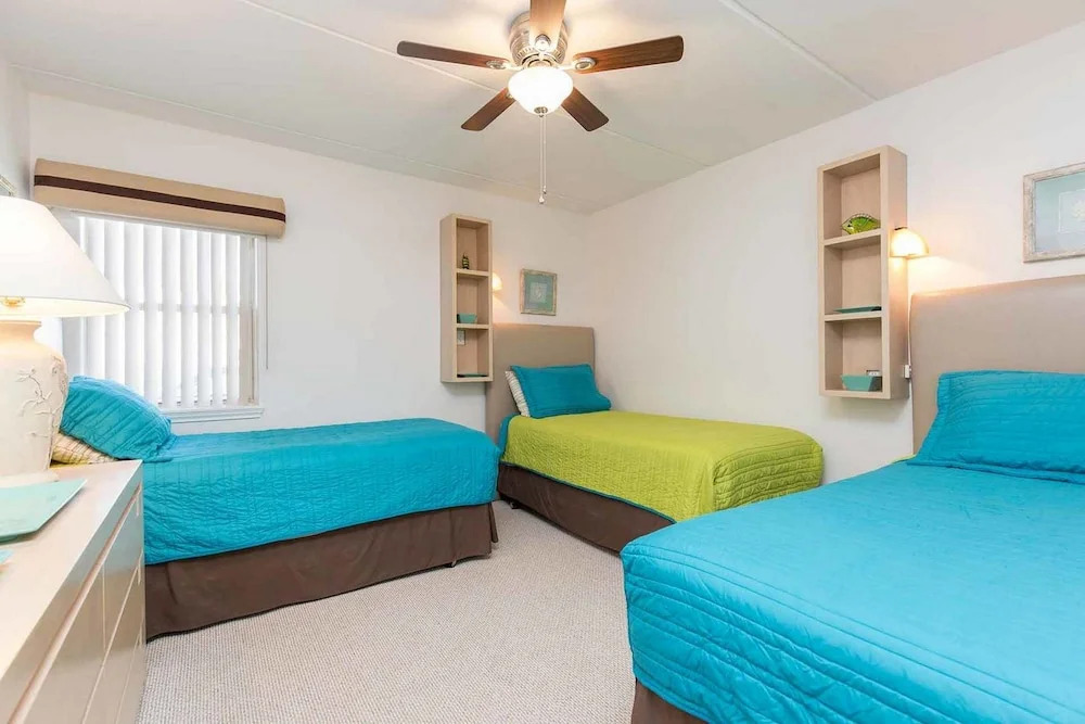 Suntide Ii Condominiums