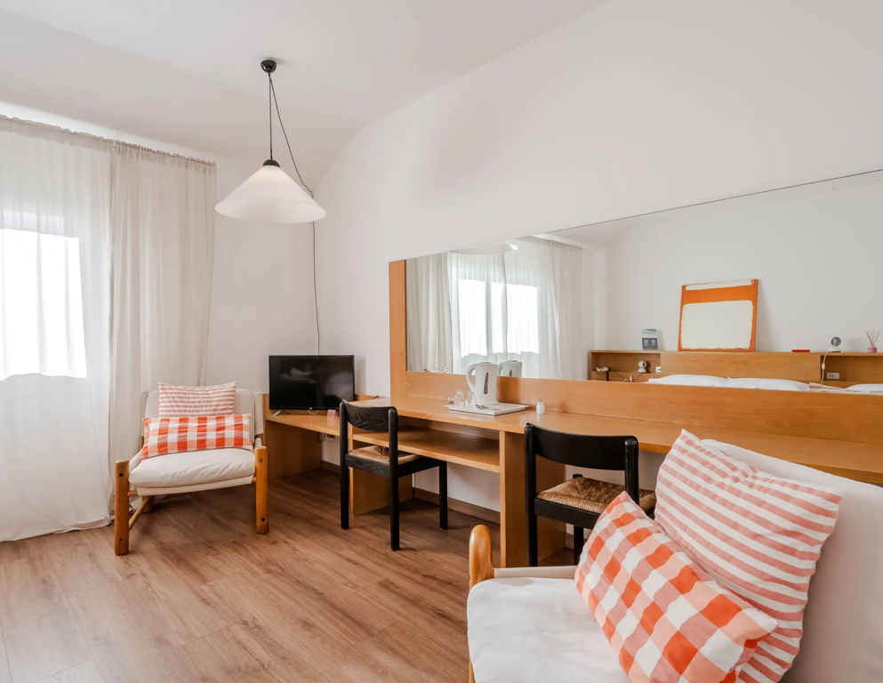 HOTIDAY Room Collection - Sarzana