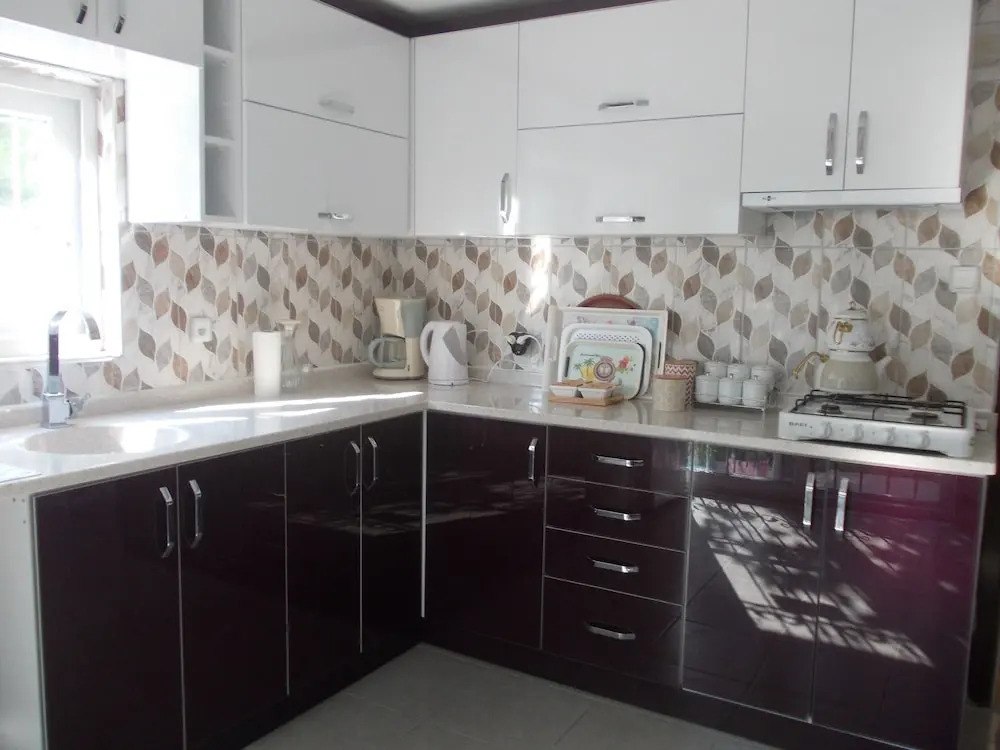 Ide Beach Home