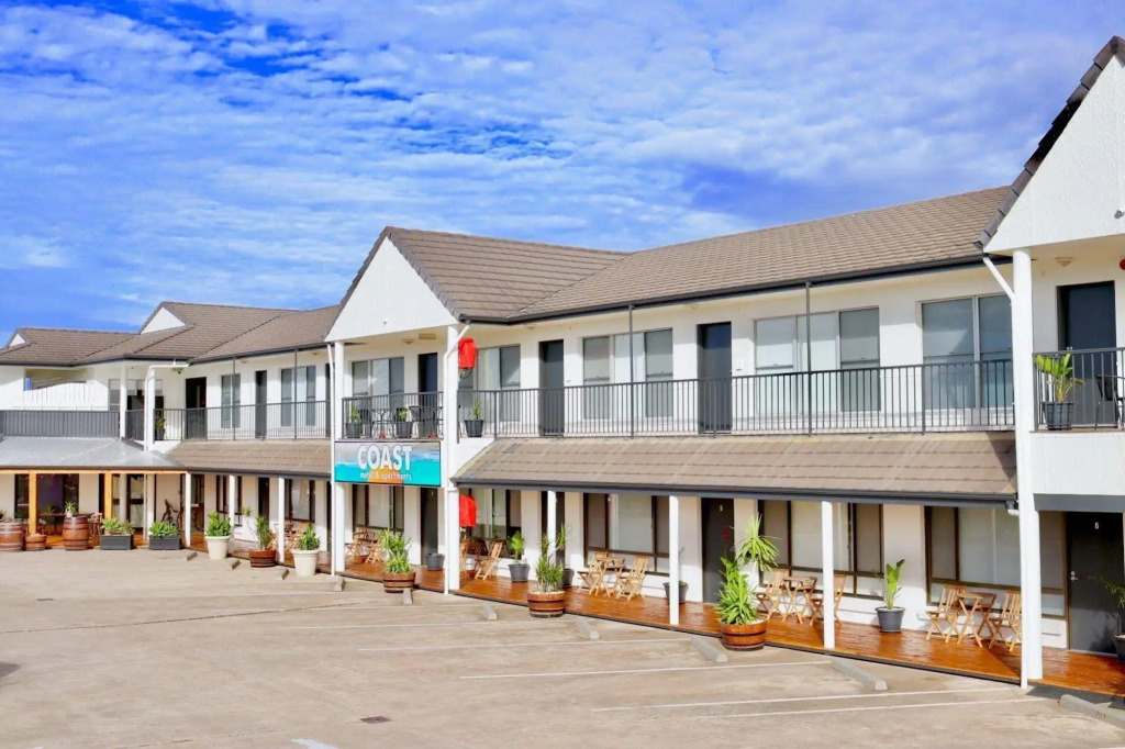 Coast Motel and Apartments