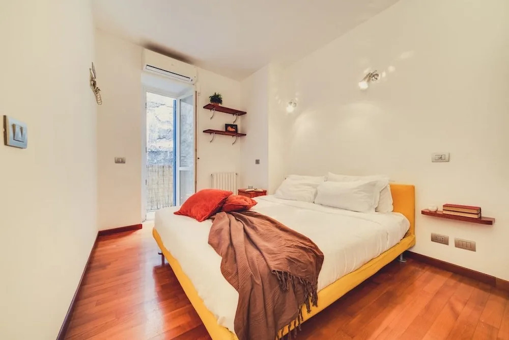 Elegant and Quiet Flat in City Center