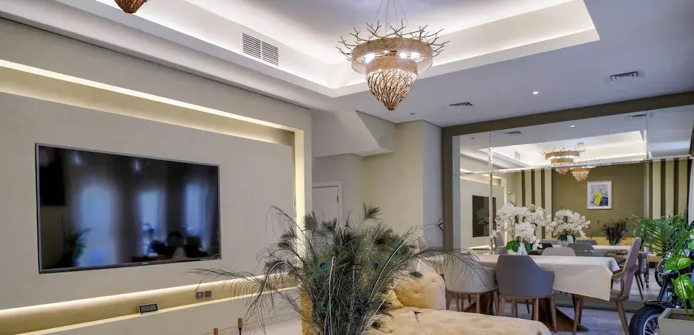 KOHH – 3BR Townhouse in Claret