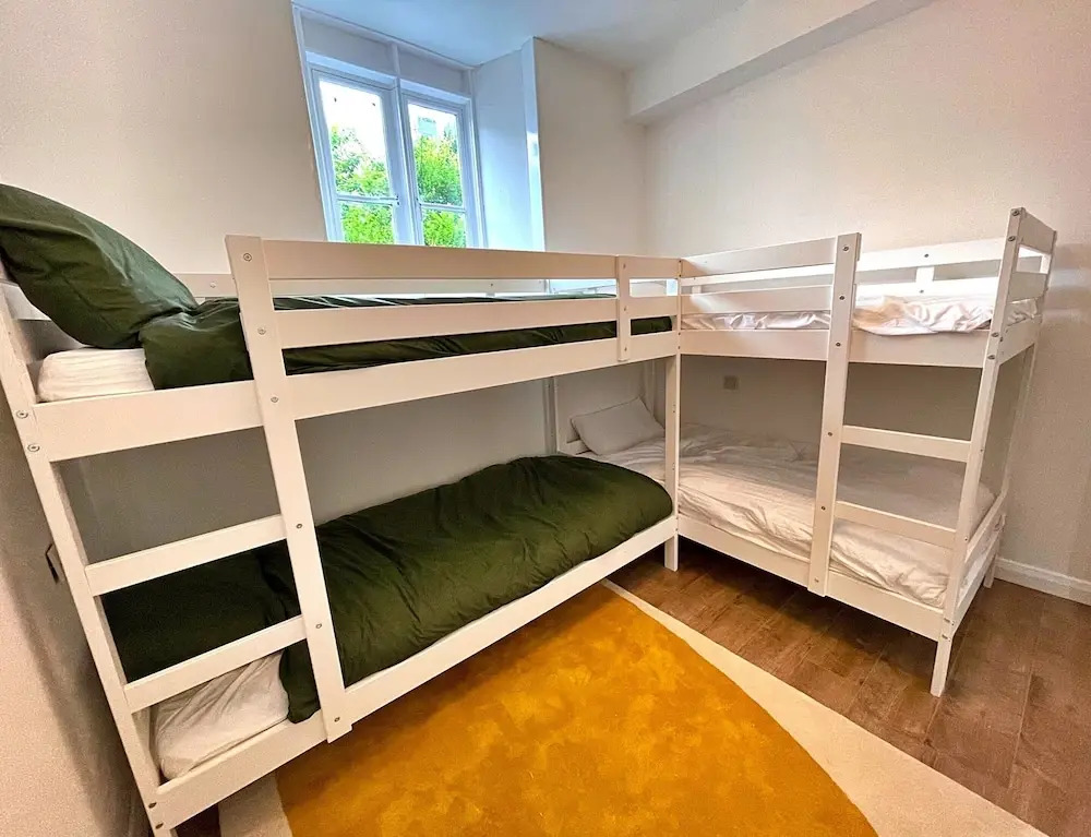 5 Bedroom Holiday Home in Dinas Mawddwy, No Deposit