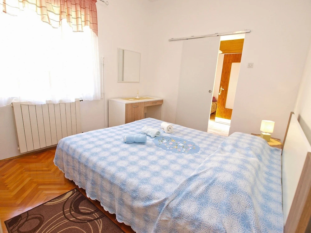 Apartment 154