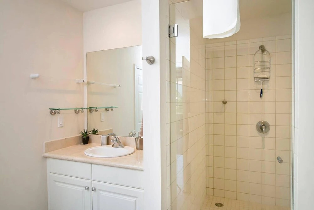 Air-conditioned 2 Bedroom Condo Pacifico L-106