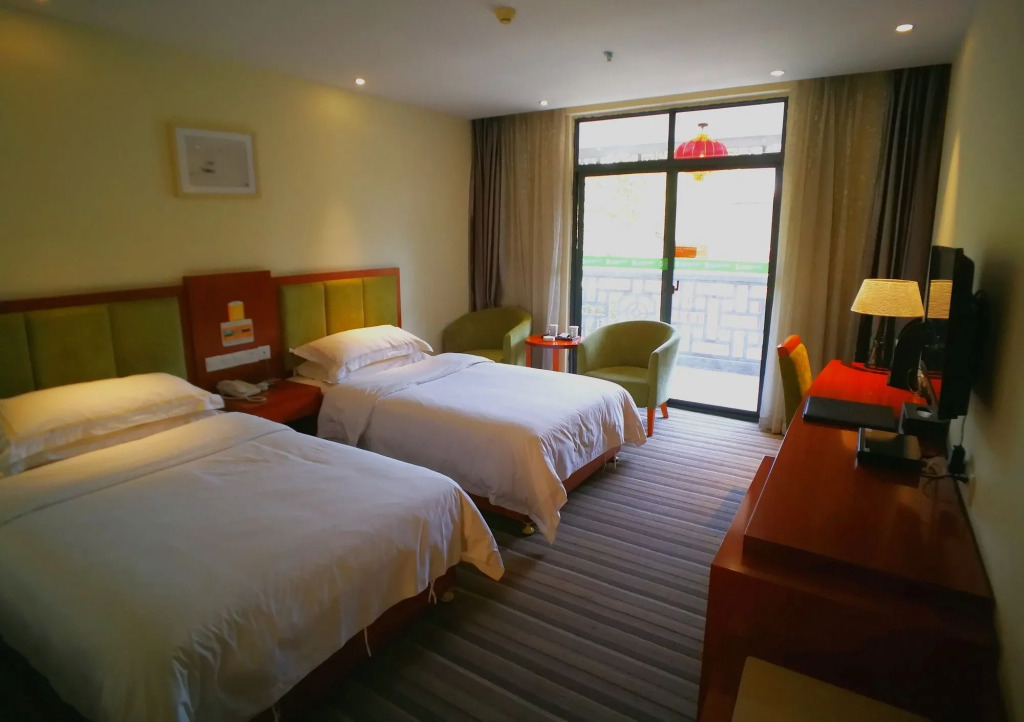 Wuyue Hotel Yangshuo West Street Branch