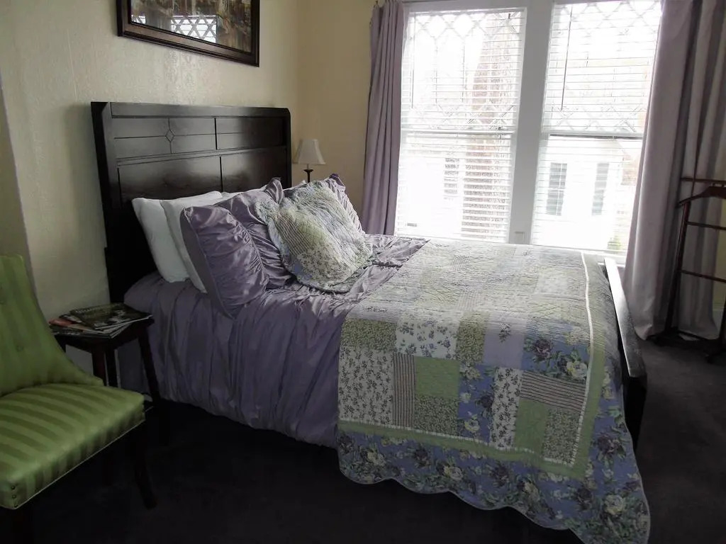 The Charleston Inn Hendersonville NC