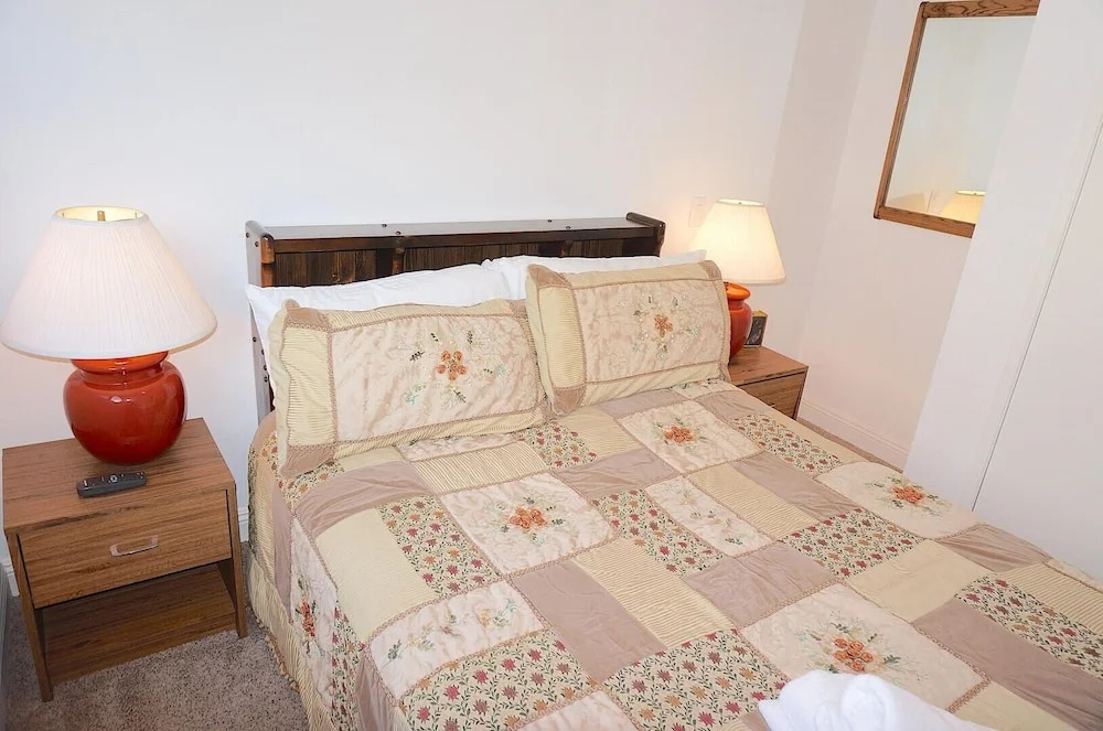 521 2 Bedroom Home