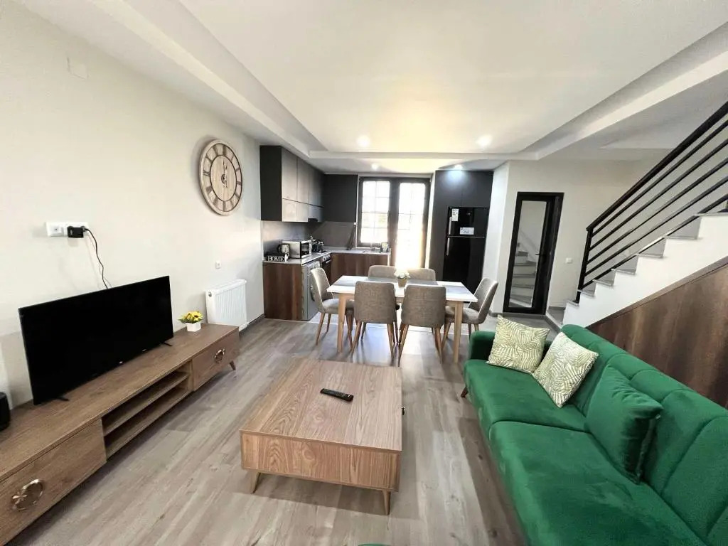 Seaview Villa with Roof-Top