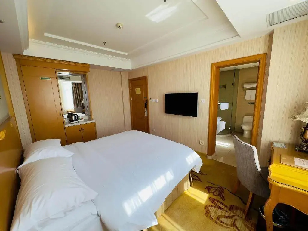 Vienna Hotel (Changzhou Qingfeng Park)