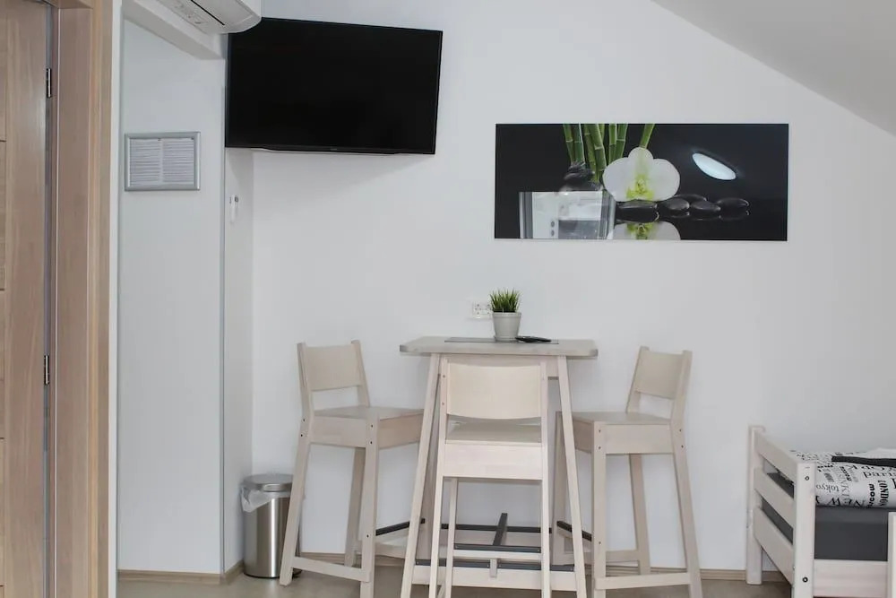 Sobe-Rooms Kvatric
