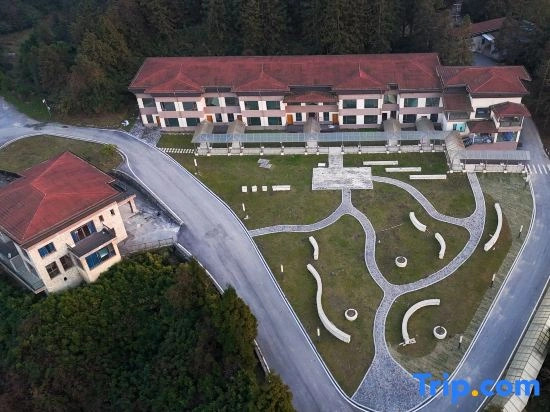 Fairy Mountain Changsong International Hotel