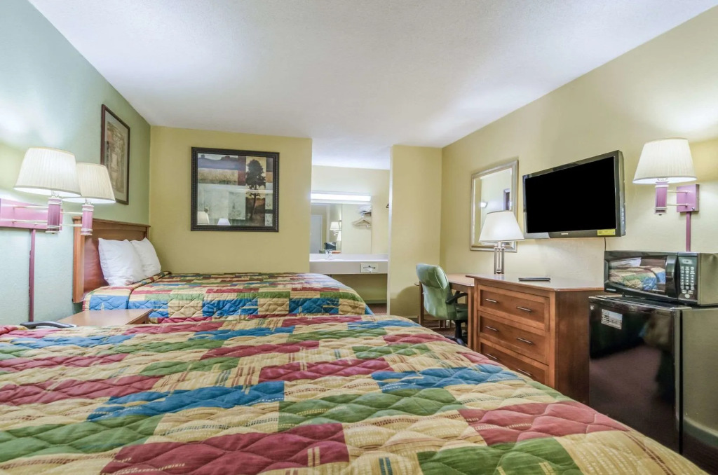Regency Inn
