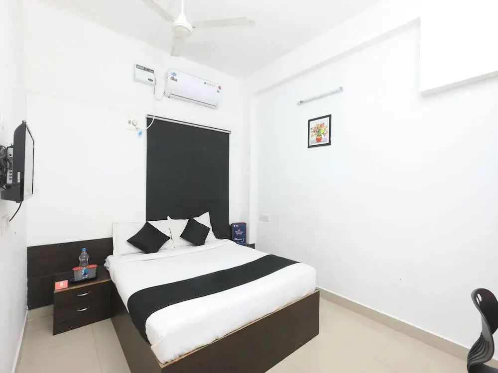 OYO 5328 Cloud 7 Serviced Apartements